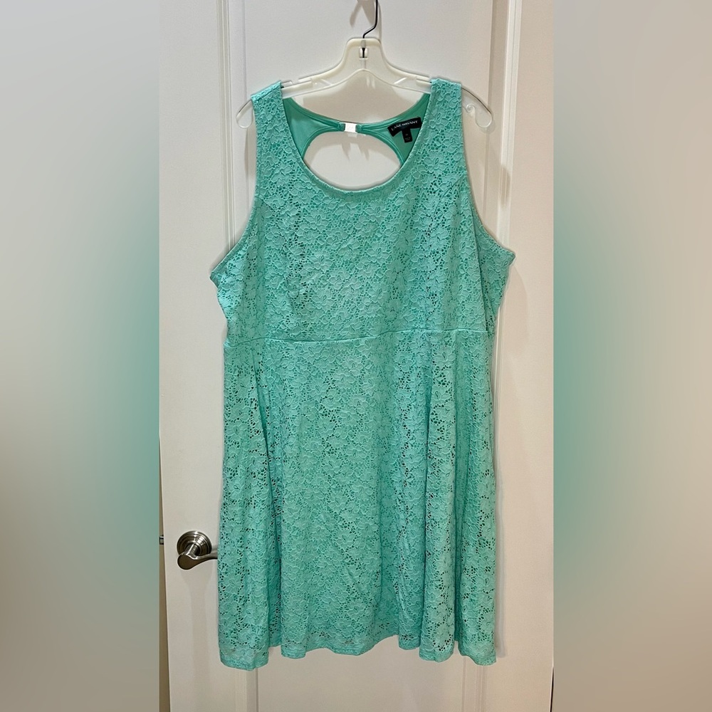 Sleeveless Lace A-Line Dress in Mint Green
